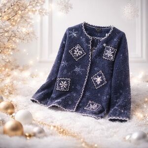 Erika Woman 1x Snowflake Pattern Ramie Cotton Button Down Sweater